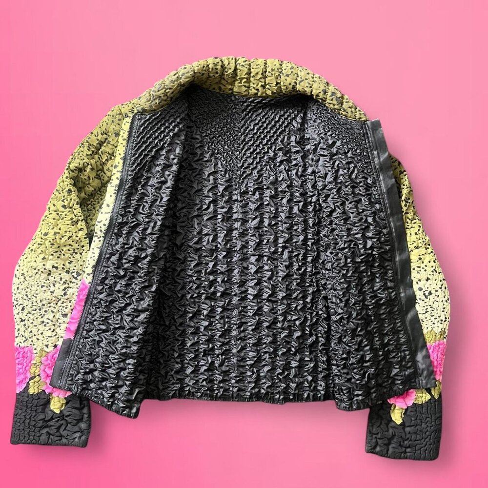 Uru unique rose jacket - Picture 3 of 6